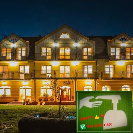 Villa Sylvia Дзьвіжино Екстер'єр фото